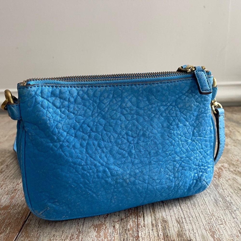 Fossil Memoir Pebbled Leather Sky Blue Crossbody Bag Turquoise Purse Coastal - Picture 3 of 16